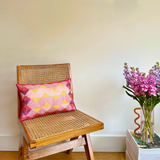 Coussin Esirawo - Rouge, Jaune, Rose et Violet